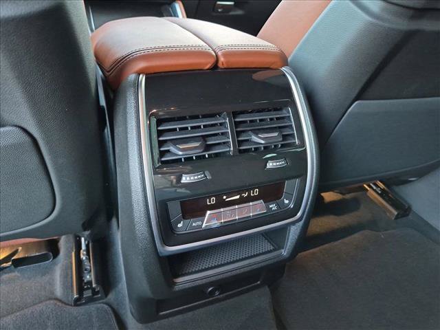 Certified 2025 BMW X6 M60i AWD/4WD image 18