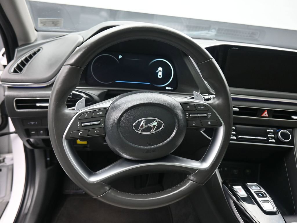 Used 2023 Hyundai Sonata Limited w/ Preferred Accessory Package FWD image 15