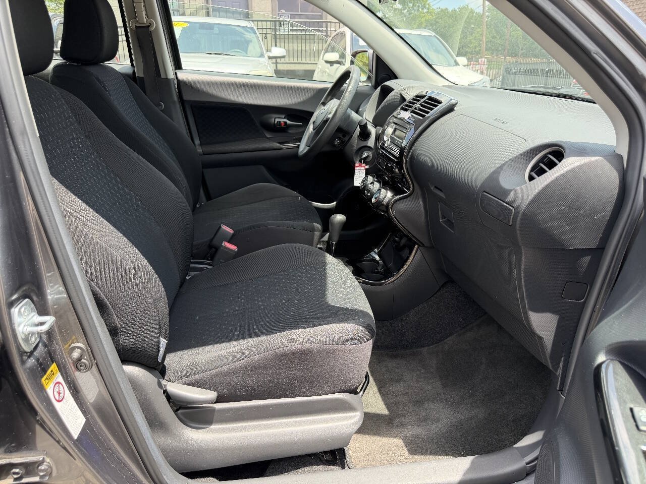 Used 2010 Scion xD FWD image 11