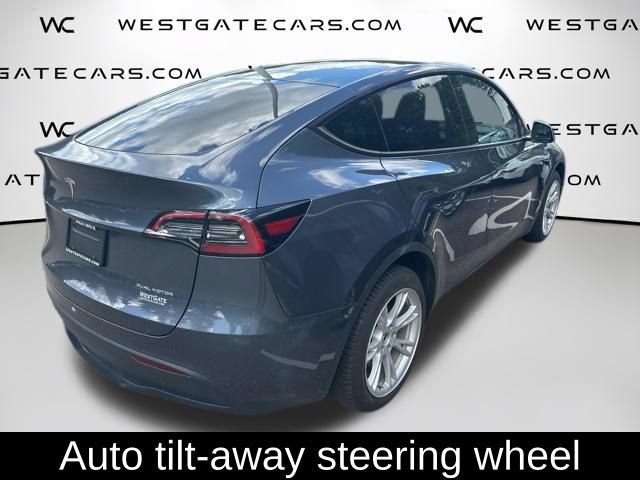 Used 2023 Tesla Model Y Long Range AWD/4WD image 31