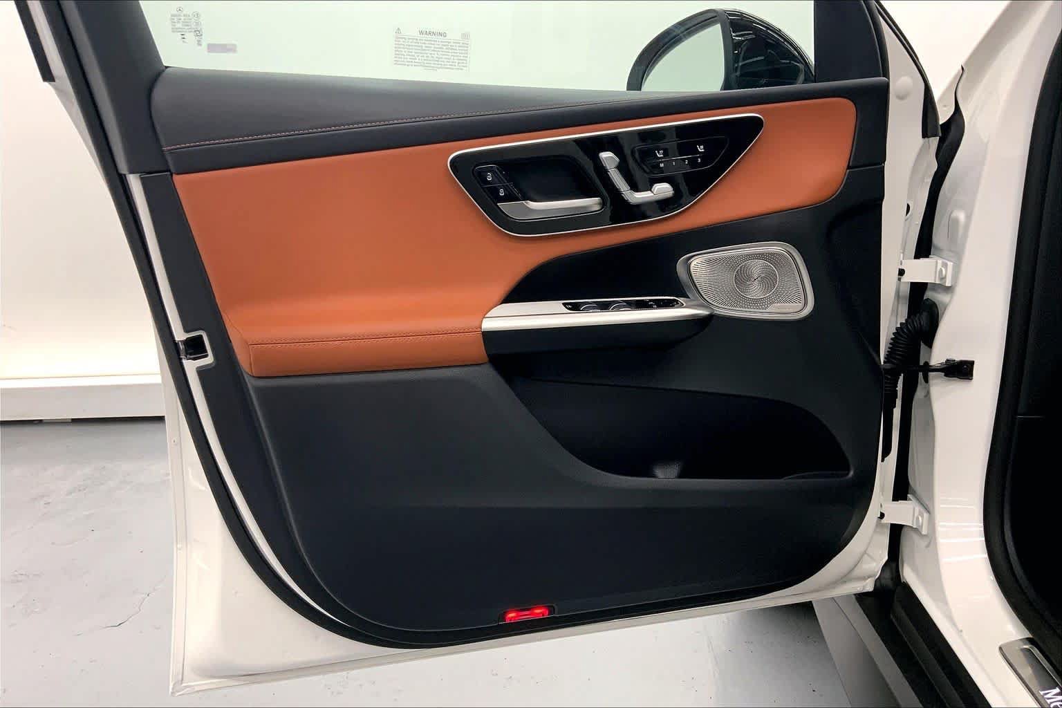 Used 2023 Mercedes-Benz GLC 300 4MATIC image 19