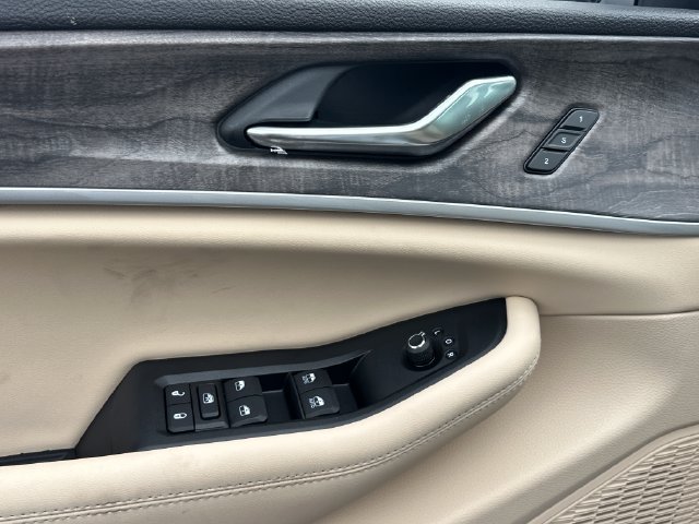 New 2026 Jeep Grand Cherokee L Limited AWD/4WD image 12