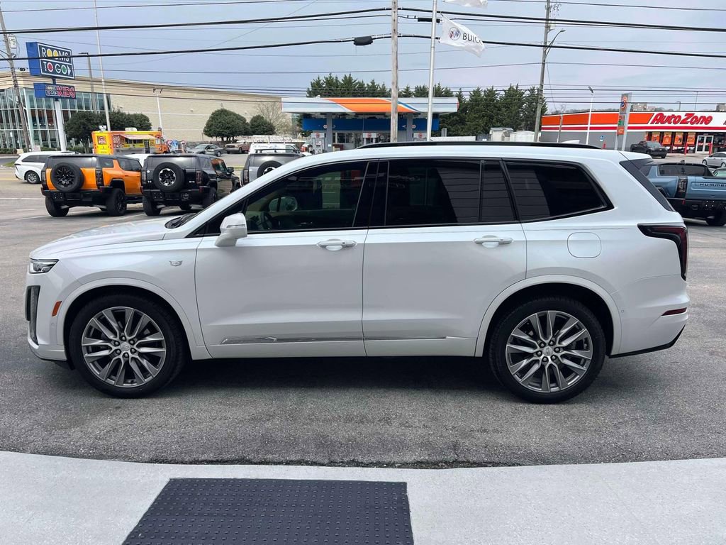 Used 2020 Cadillac XT6 Sport w/ Platinum Package image 6