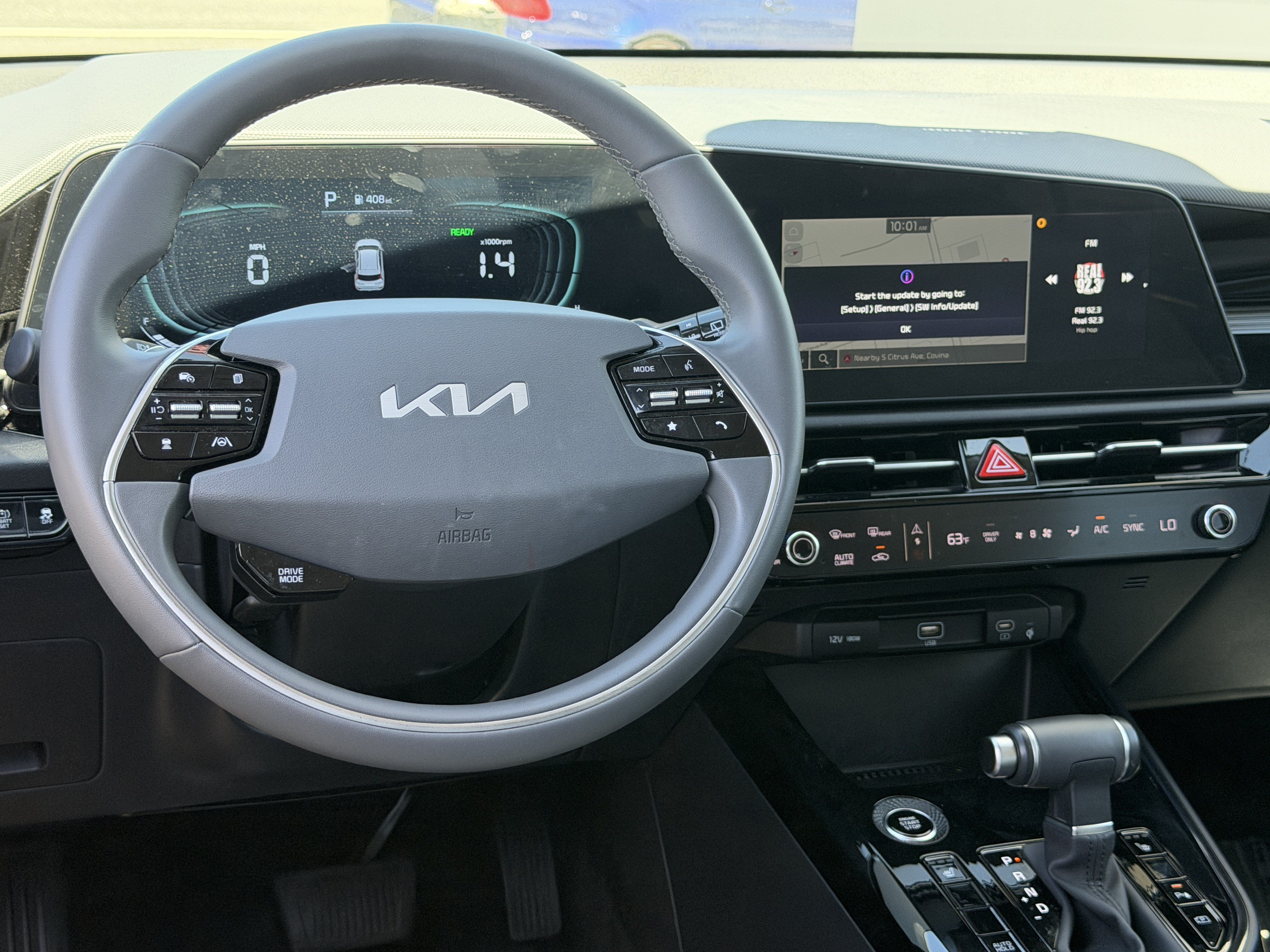 Certified 2025 Kia Niro EX FWD image 25