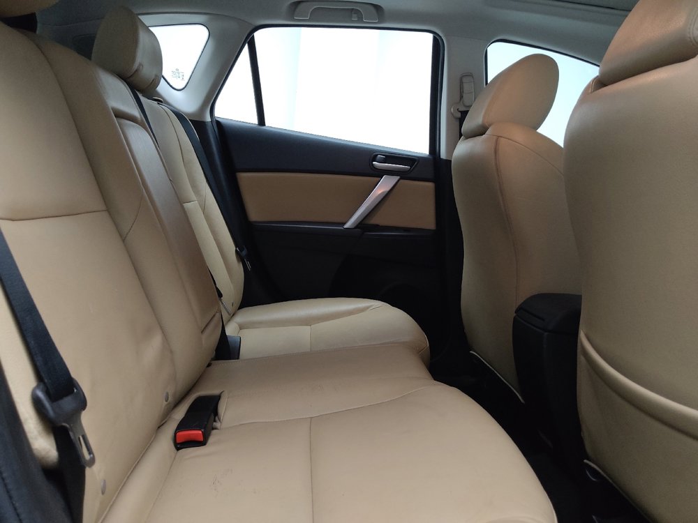 Used 2013 MAZDA MAZDA3 i Grand Touring image 19