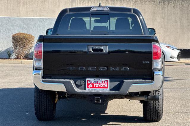 Certified 2023 Toyota Tacoma TRD Off-Road AWD/4WD image 8