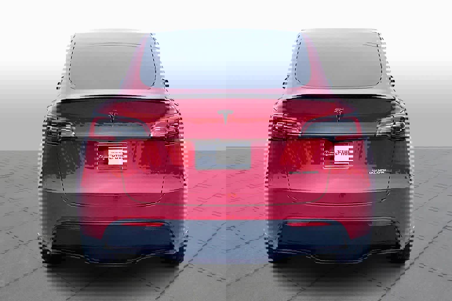 Used 2022 Tesla Model Y Long Range image 4