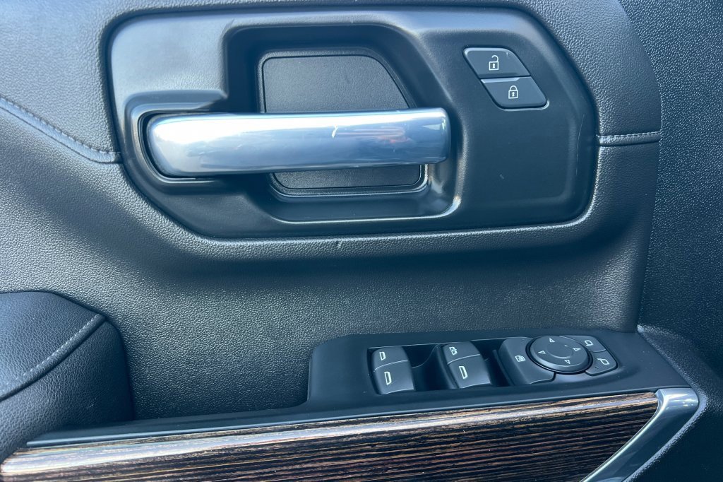 Used 2023 GMC Sierra 3500 SLE w/ SLE Value Package image 8