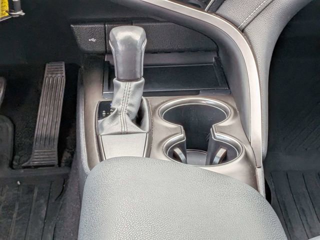 Used 2021 Toyota Camry SE FWD image 19