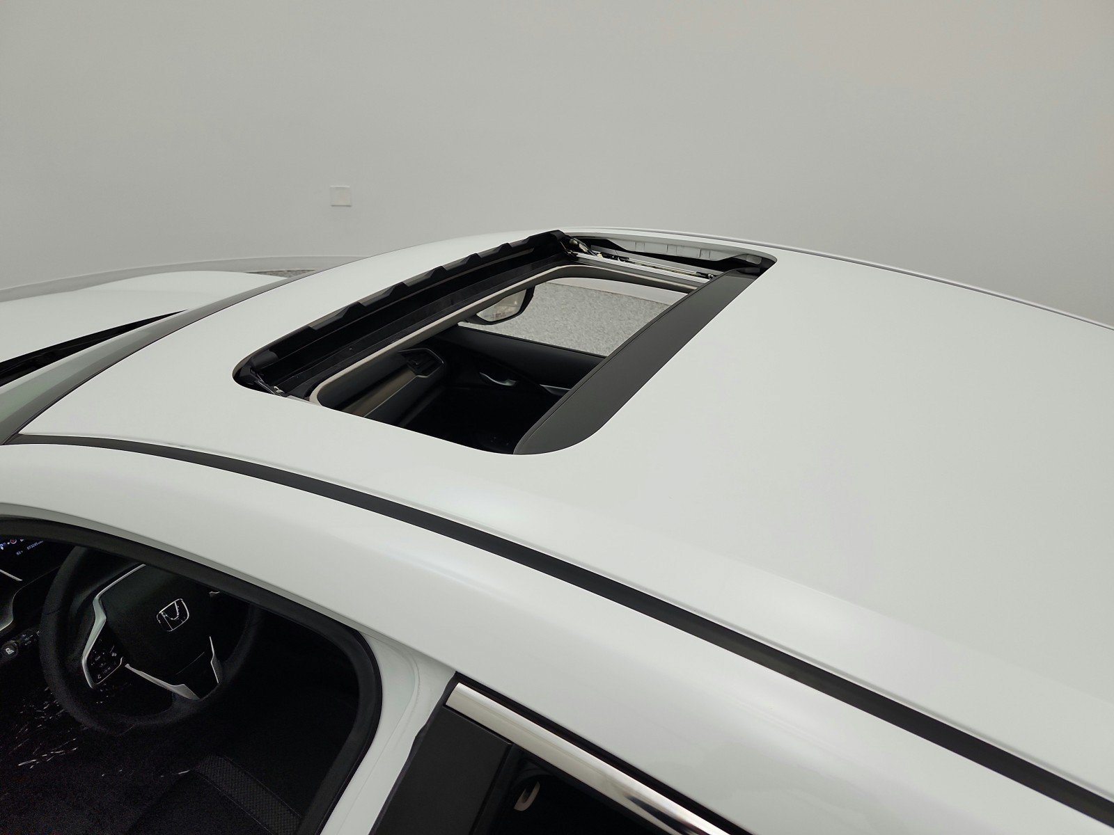 Used 2019 Honda Civic EX image 11