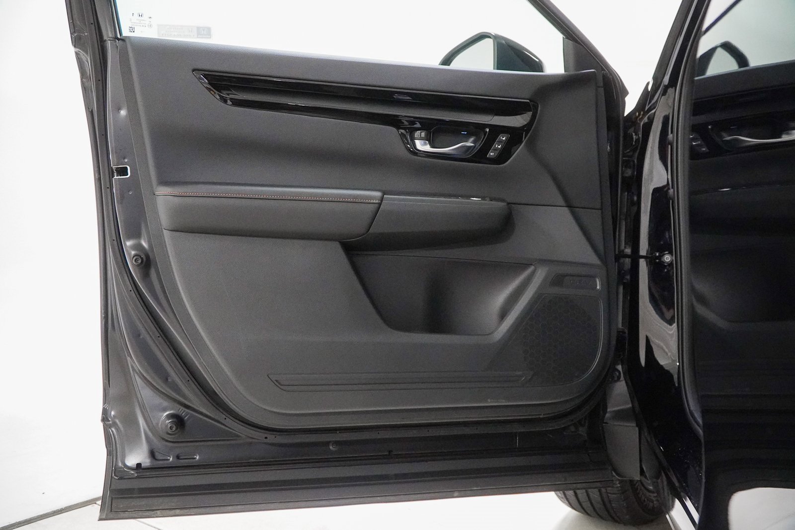 Certified 2025 Honda CR-V Sport Touring image 17