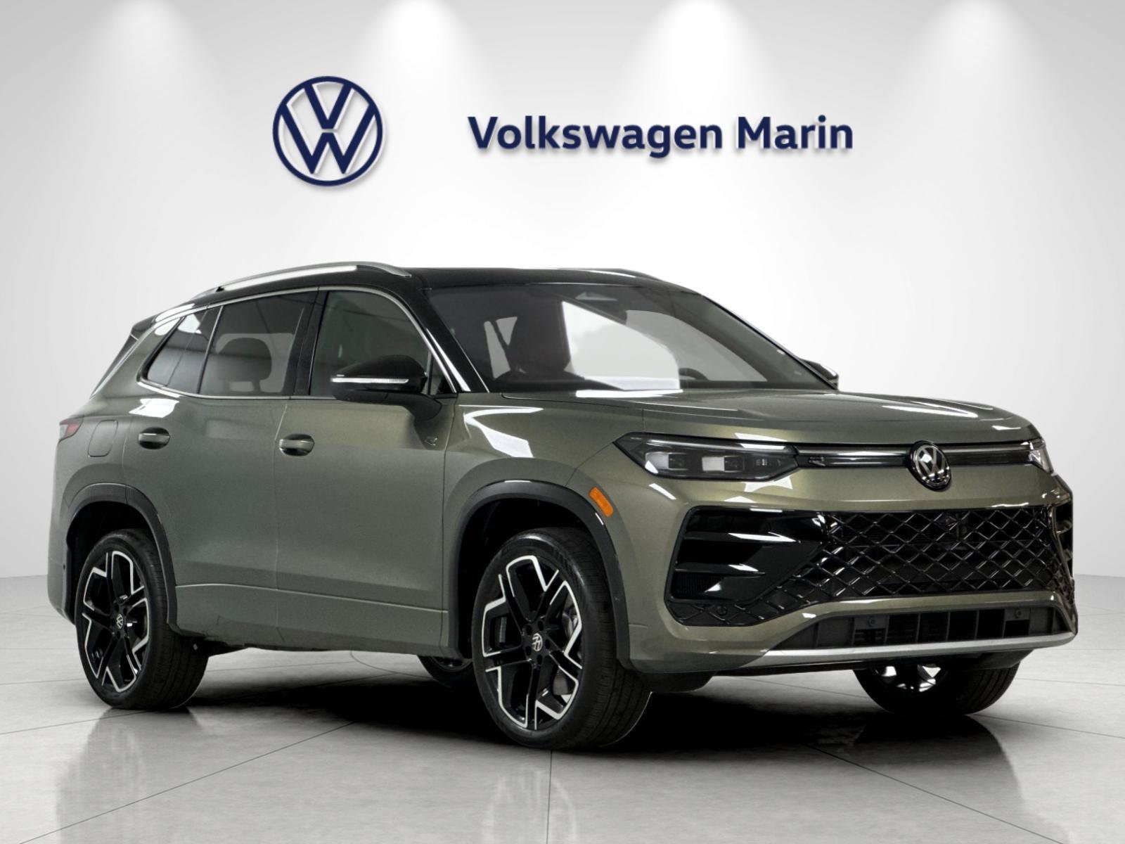 New 2026 Volkswagen Tiguan SEL R-Line AWD/4WD image 7