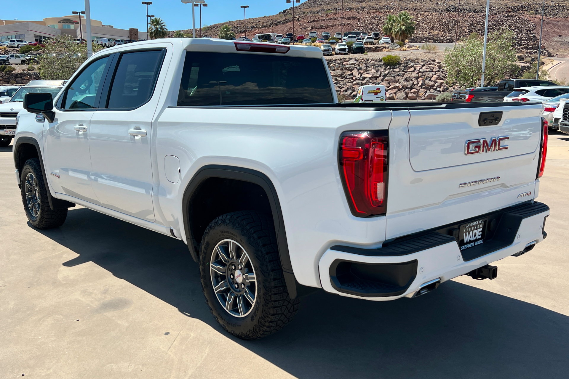 Used 2025 GMC Sierra 1500 AT4 AWD/4WD image 3