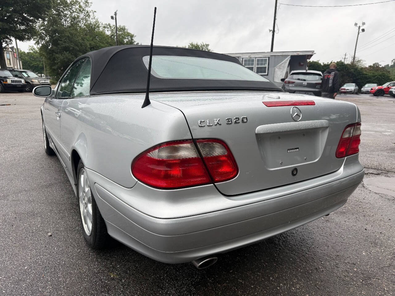 Used 2002 Mercedes-Benz CLK 320 Cabriolet image 6