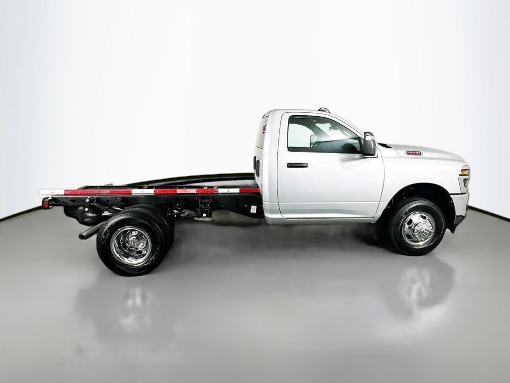 New 2026 RAM 3500 Tradesman w/ Chrome Appearance Group A AWD/4WD image 8