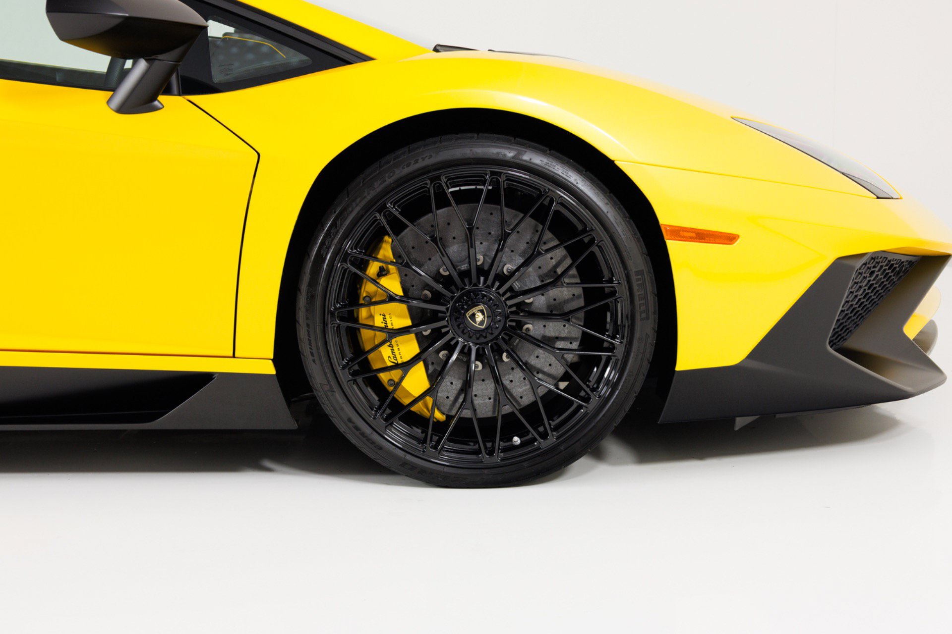 Used 2016 Lamborghini Aventador LP 750-4 Superveloce AWD/4WD image 15