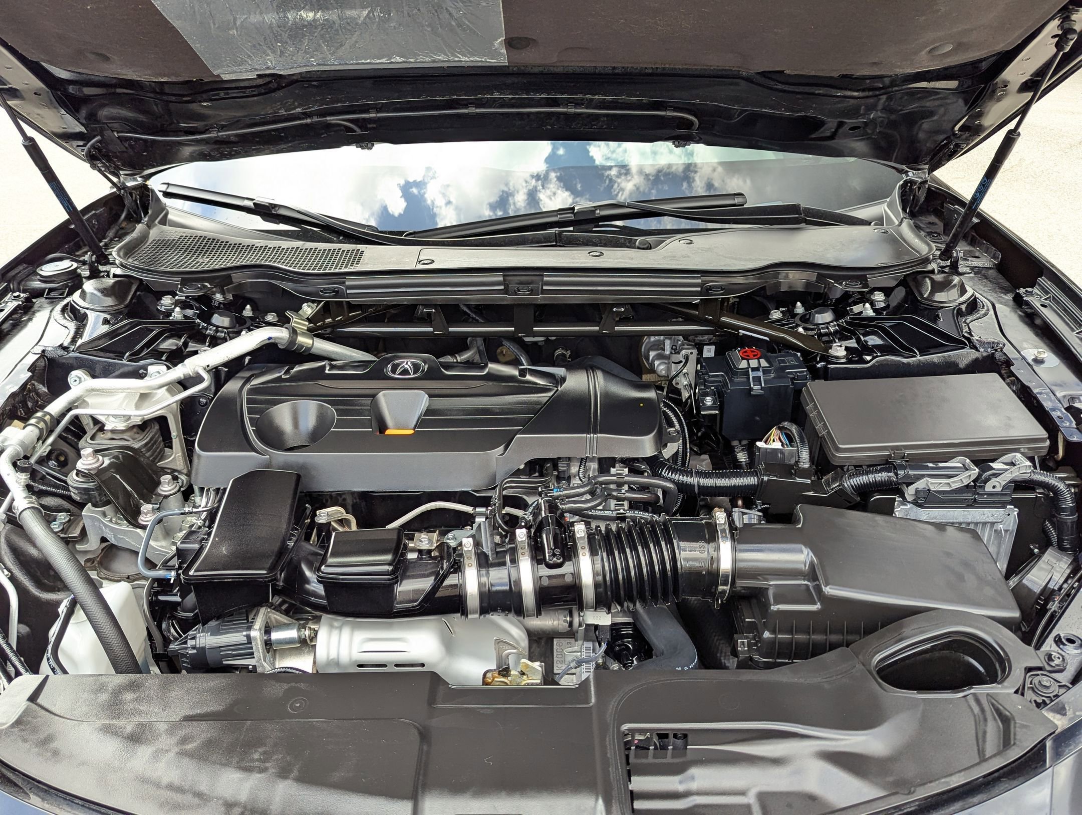 Certified 2025 Acura TLX w/ Technology Package image 26