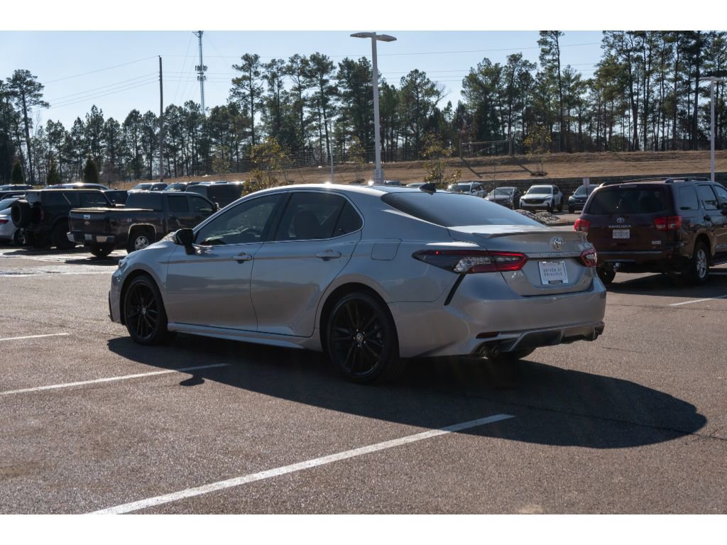 Used 2024 Toyota Camry XSE image 9