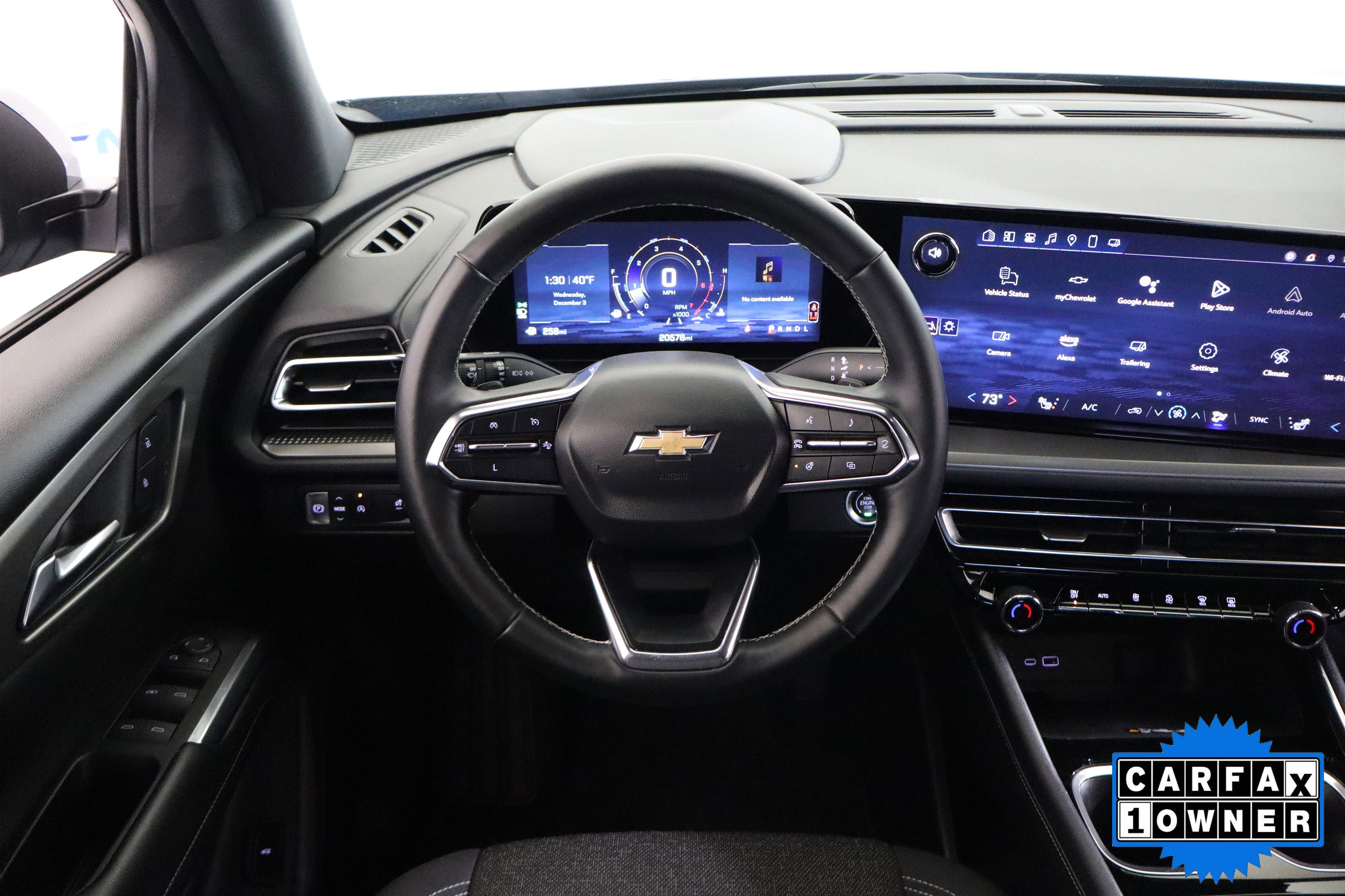 Used 2025 Chevrolet Traverse LT image 17