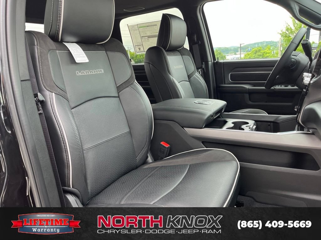 New 2026 RAM 2500 Laramie AWD/4WD image 30