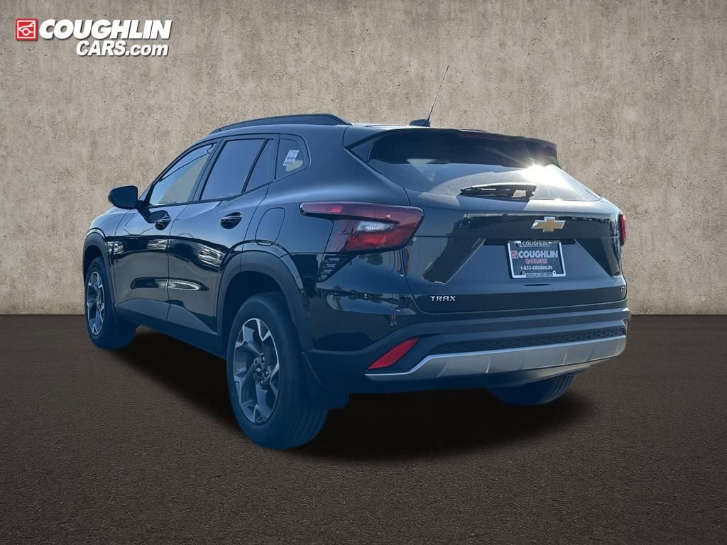 New 2025 Chevrolet Trax LT w/ Driver Confidence Package image 6
