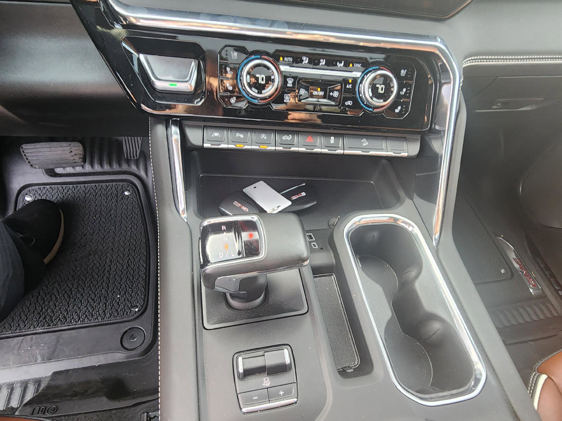 Used 2025 GMC Sierra 1500 Denali Ultimate image 21