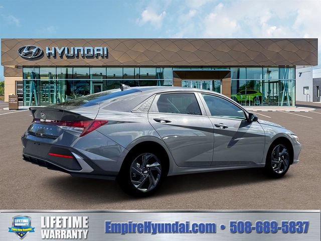 New 2026 Hyundai Elantra Sport FWD image 8