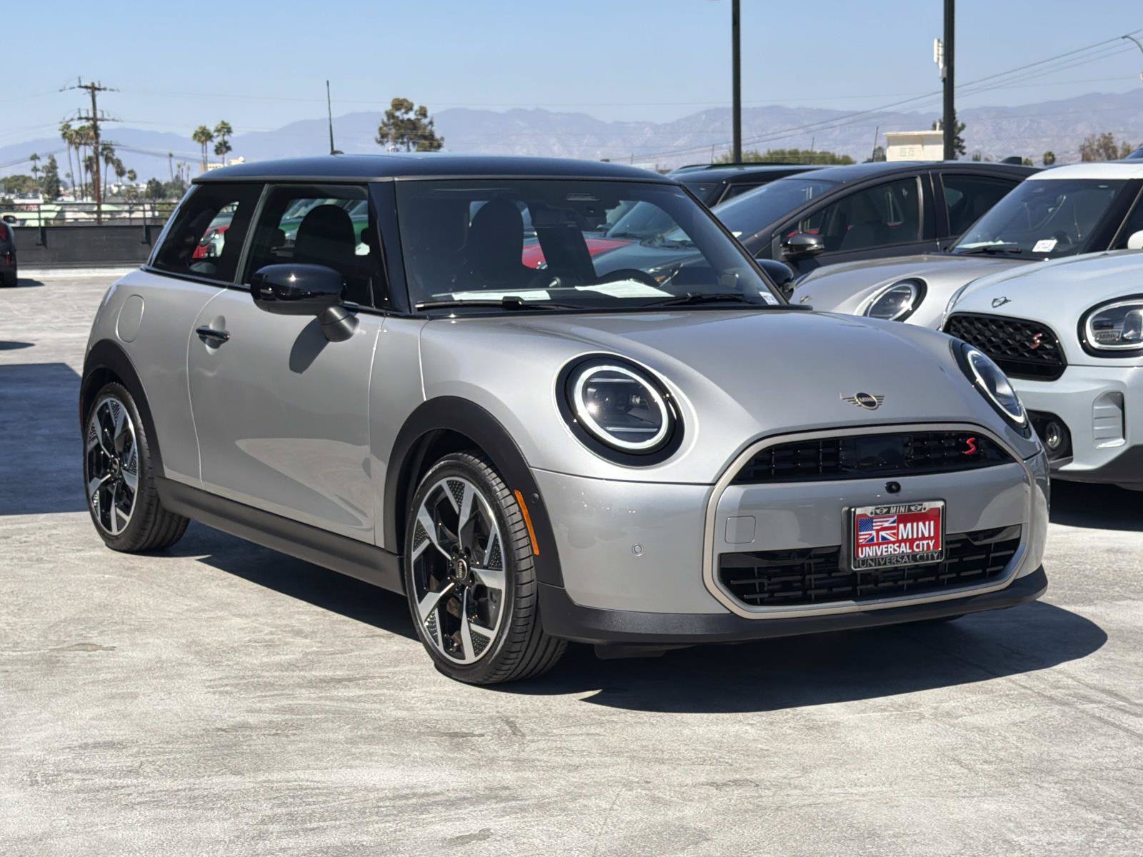 Used 2026 MINI Cooper S FWD image 2