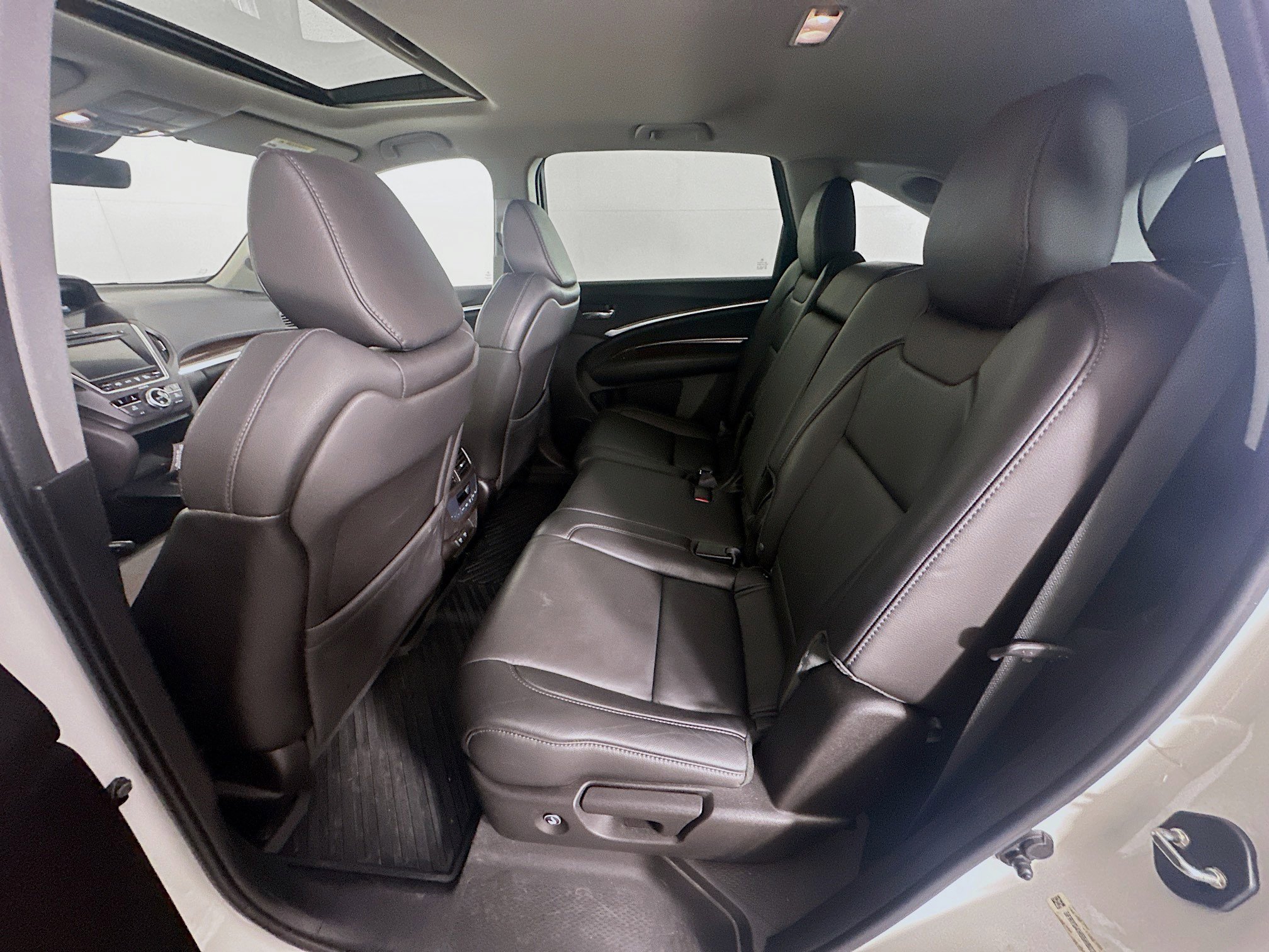 Used 2017 Acura MDX SH-AWD w/ Technology Package image 29