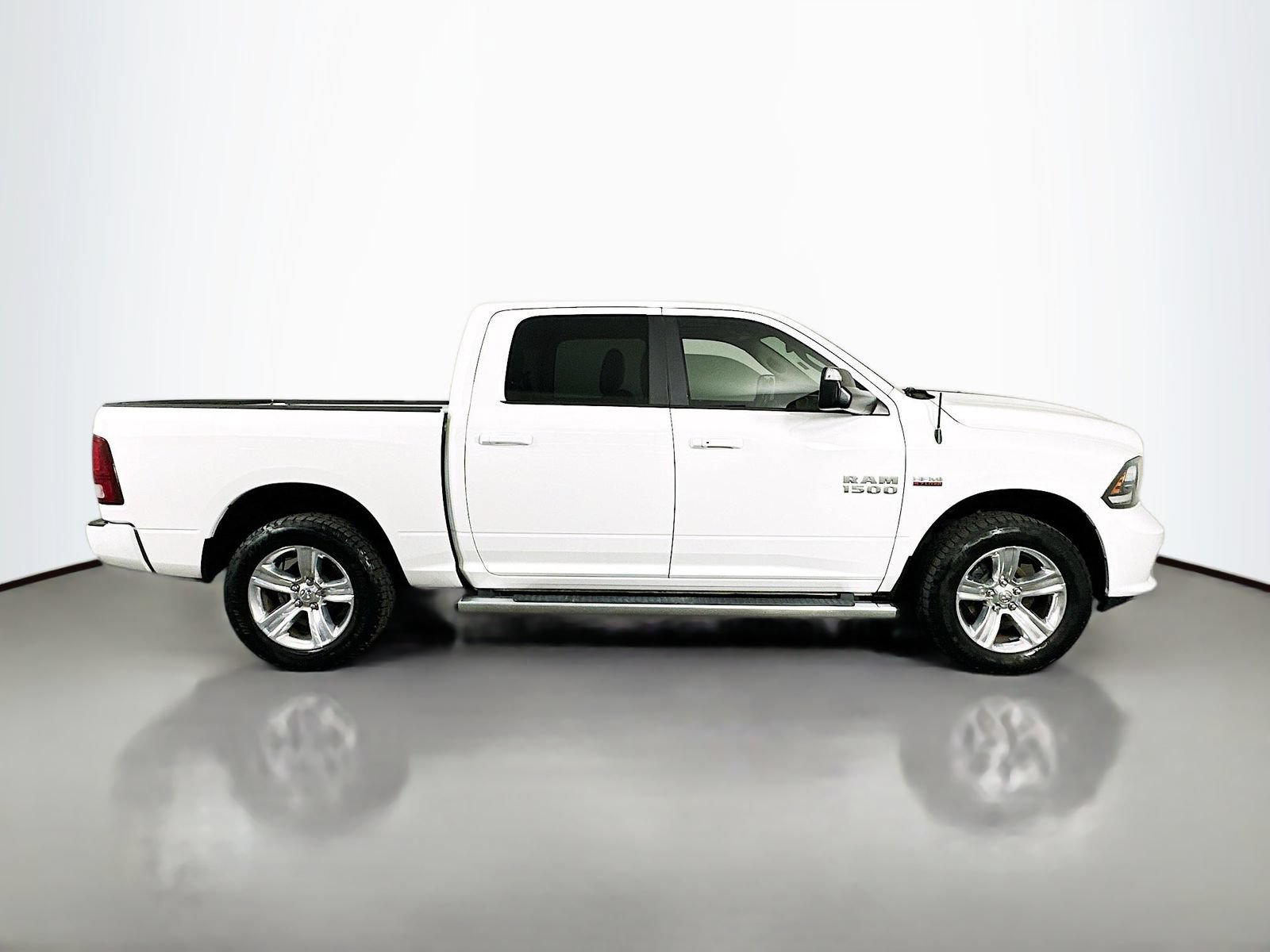 Used 2017 RAM 1500 Sport AWD/4WD image 9