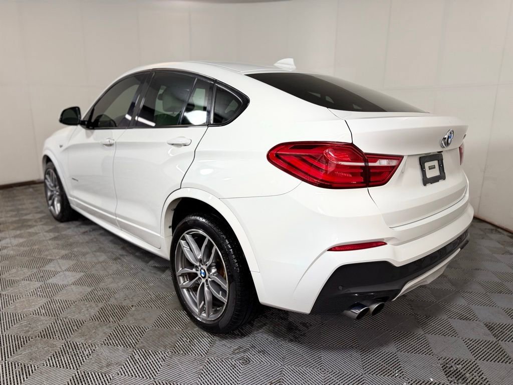 Used 2016 BMW X4 xDrive28i image 4