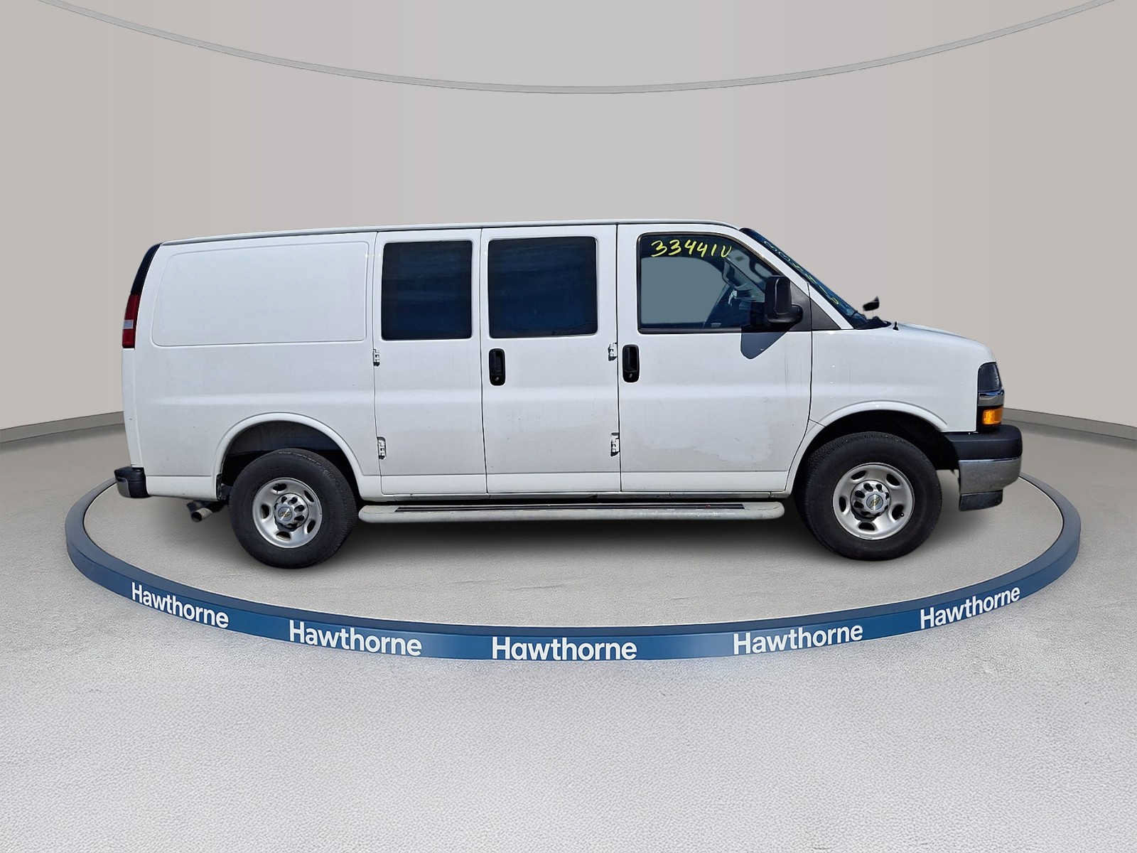 Used 2025 Chevrolet Express 2500 w/ Driver Convenience Package RWD image 7
