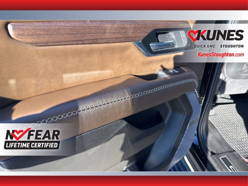 Used 2025 GMC Yukon XL Denali Ultimate image 32