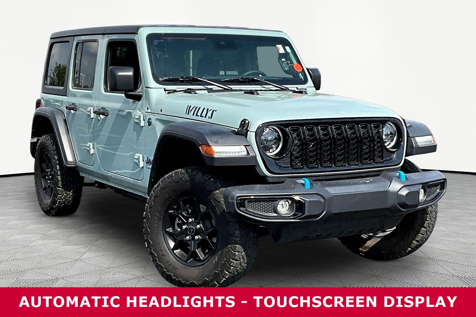 Used 2024 Jeep Wrangler Willys AWD/4WD image 3