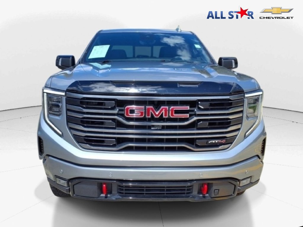 Used 2025 GMC Sierra 1500 AT4 w/ AT4 Premium Package AWD/4WD image 2