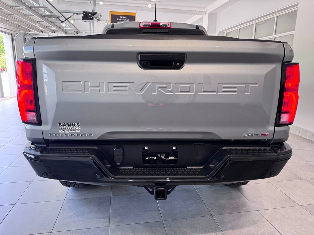 Certified 2024 Chevrolet Colorado ZR2 w/ Safety Package AWD/4WD image 6