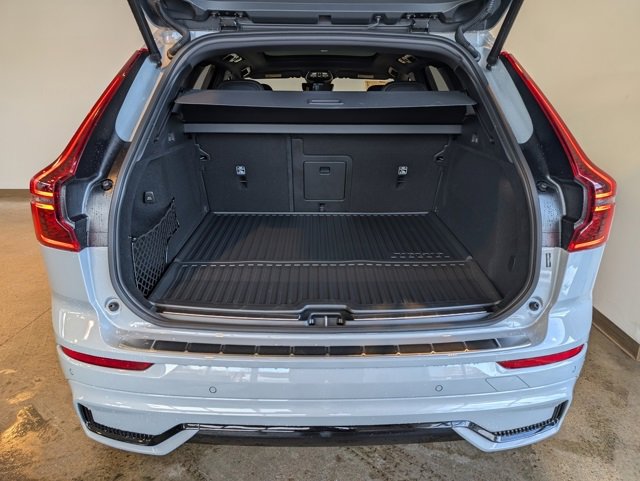 New 2026 Volvo XC60 T8 Polestar w/ Protection Package Premier image 5