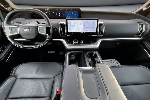 Used 2025 Ford Expedition Max Platinum w/ Stealth Performance Package image 7