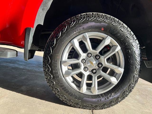 New 2025 Chevrolet Silverado 1500 LT w/ Z71 Off-Road Package image 11