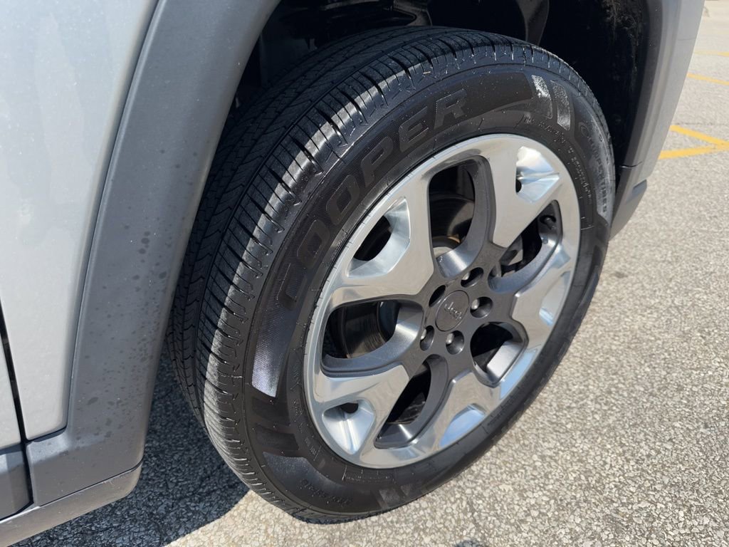 Used 2022 Jeep Compass Limited AWD/4WD image 42