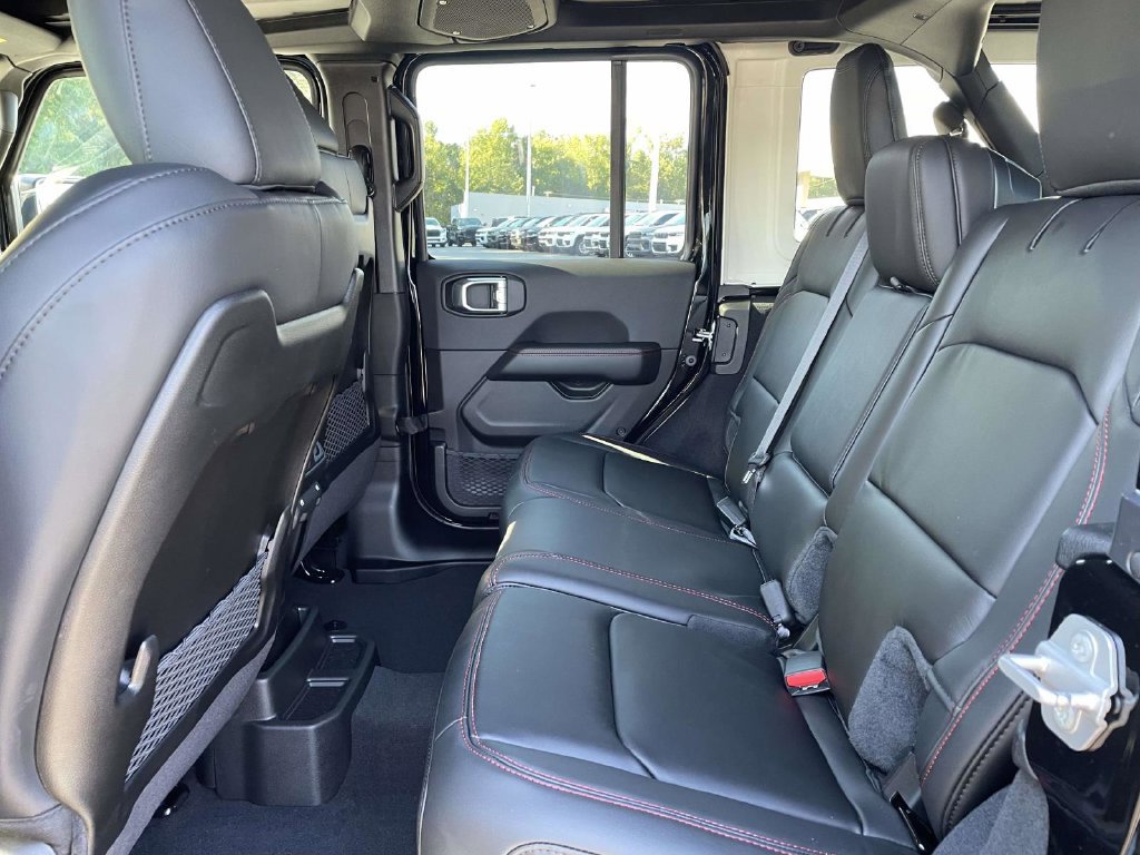 New 2027 Jeep Wrangler Unlimited Rubicon AWD/4WD image 20