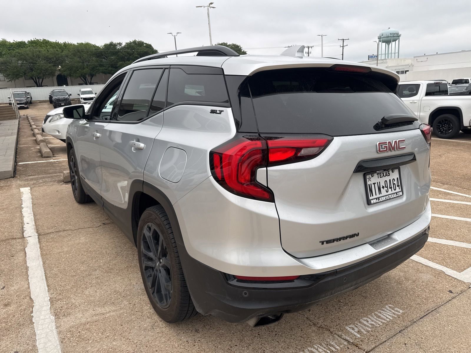 Used 2020 GMC Terrain SLT w/ Preferred Package image 8
