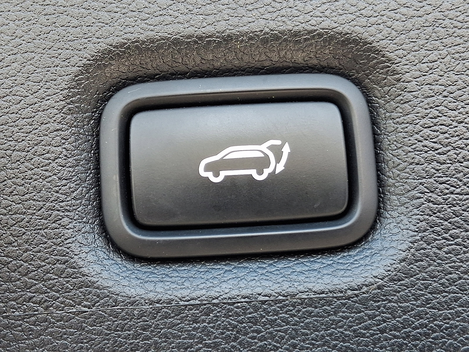 Used 2023 Hyundai Santa Fe Calligraphy image 30