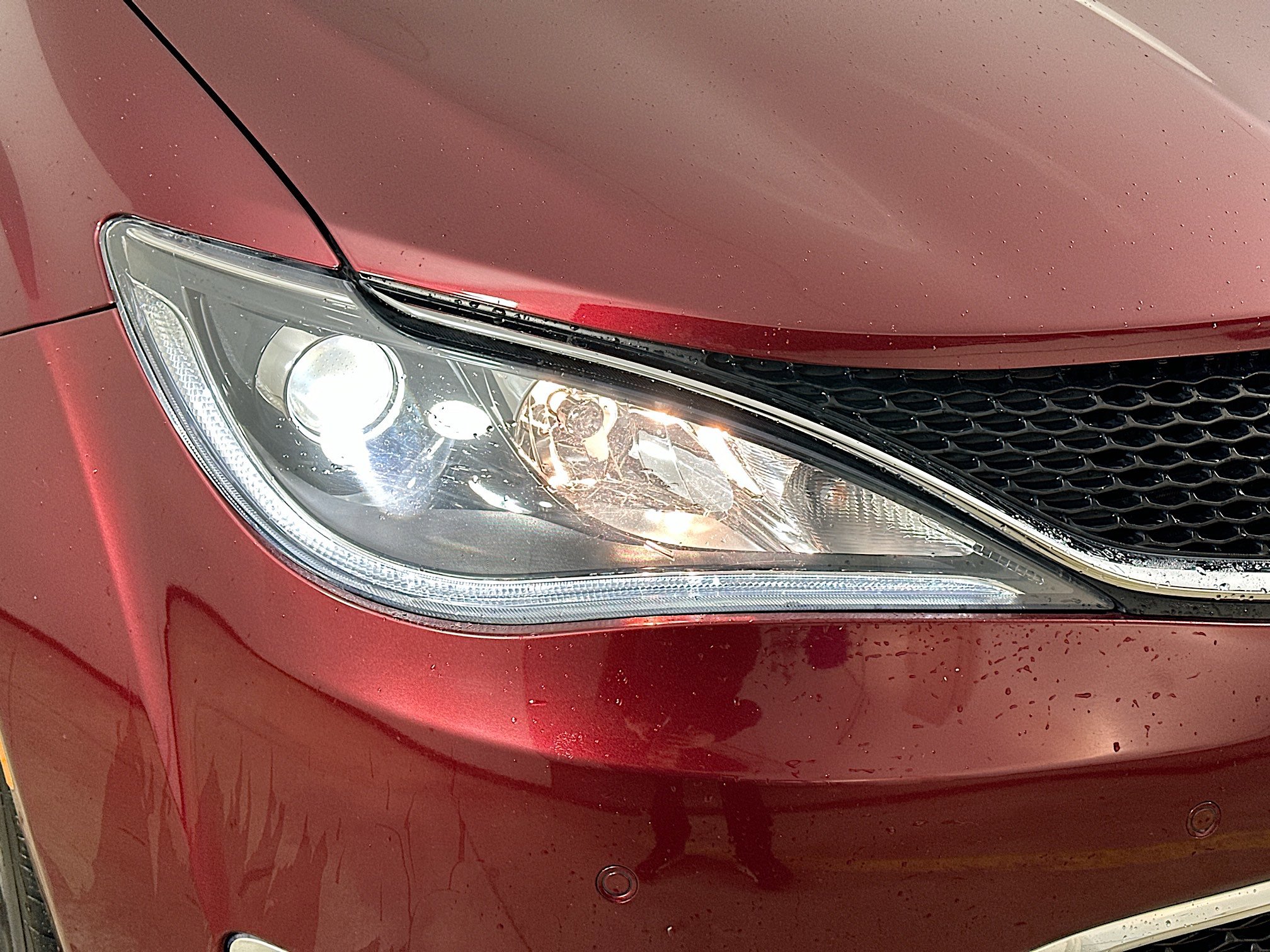 Used 2017 Chrysler Pacifica Limited FWD image 43