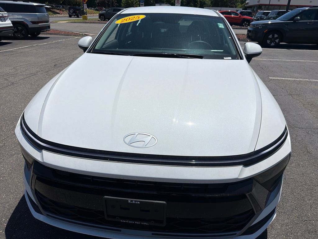 Certified 2025 Hyundai Sonata SE FWD image 10