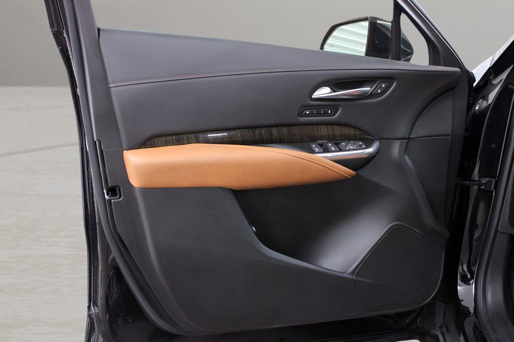 Used 2019 Cadillac XT4 Premium Luxury FWD image 11
