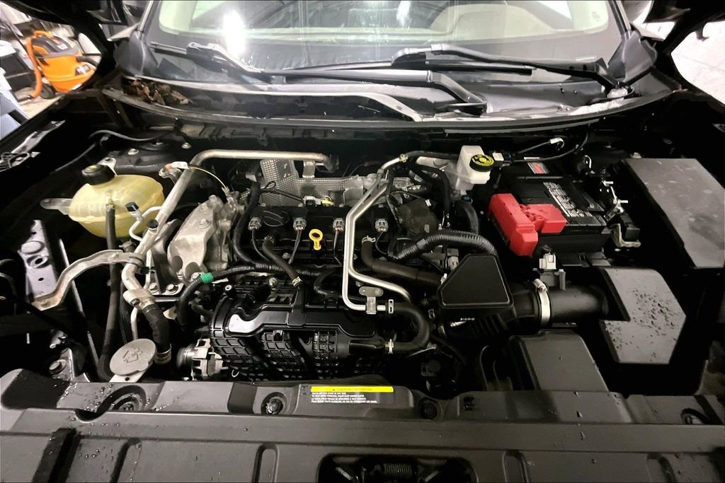 Used 2022 Nissan Rogue S image 29