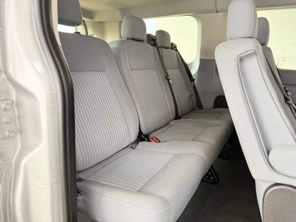 Used 2015 Ford Transit 150 XLT image 22
