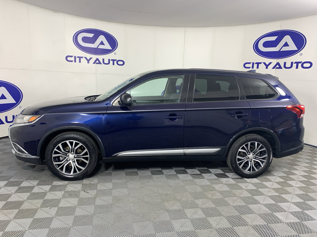 Used 2018 Mitsubishi Outlander ES image 6
