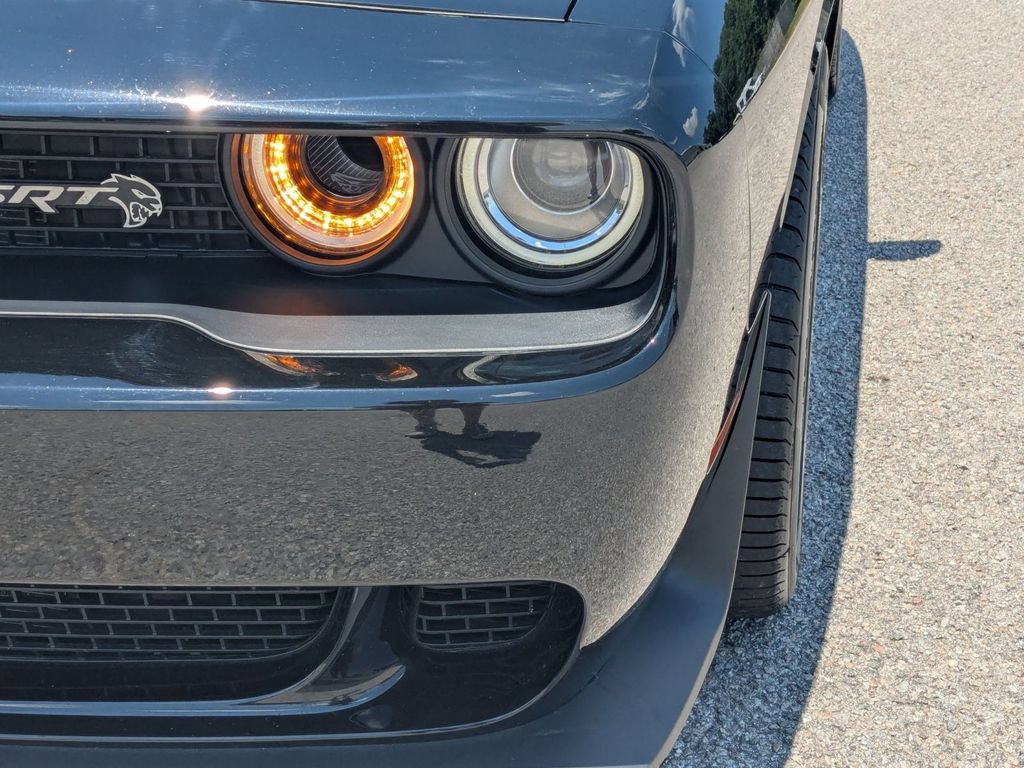 Used 2023 Dodge Challenger SRT Hellcat w/ Driver Convenience Group RWD image 9